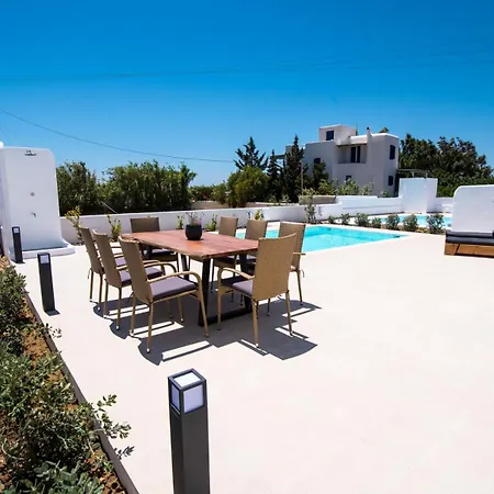Pri Villa Naxos Vila *