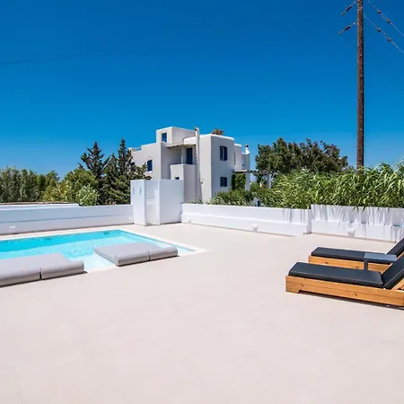 Pri Villa Naxos Vila Pláka